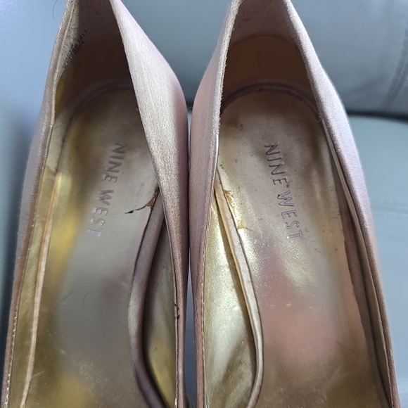 Nine West Tan Gold Open Toe High Heels Size 6.5 - Picture 4 of 7
